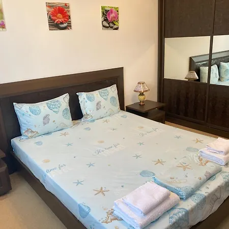 דירה Bellevue Beachfront Paradise *