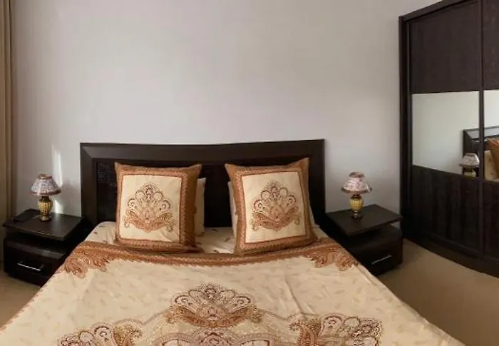 Апартамент Bellevue Beachfront Paradise *