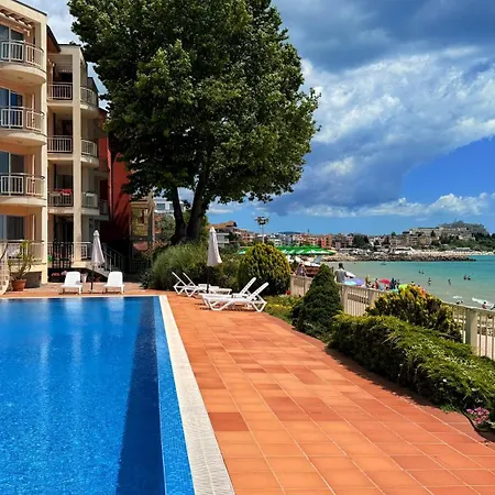 Bellevue Beachfront Paradise * Ράβντα