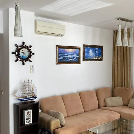 Bellevue Beachfront Paradise Lejlighed *