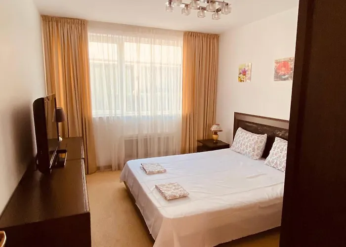 Bellevue Beachfront Paradise Apartment