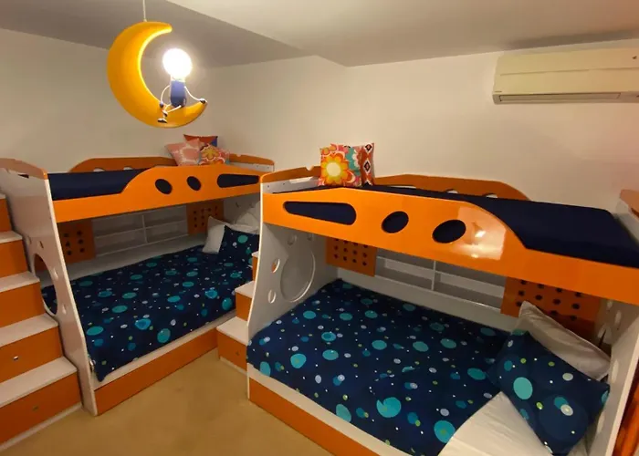 Apartment Bellevue Beachfront Paradise *